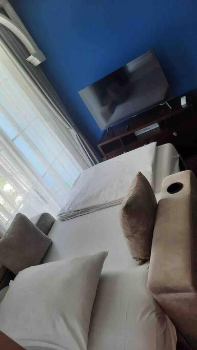 Grand Florida Beach Waterpark Condo Resort На Джомтьен Экстерьер фото